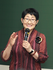 小林 照子氏